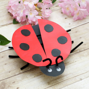 4 Simple and Fun Insect Crafts for a Cute Bug Party · Kix Cereal