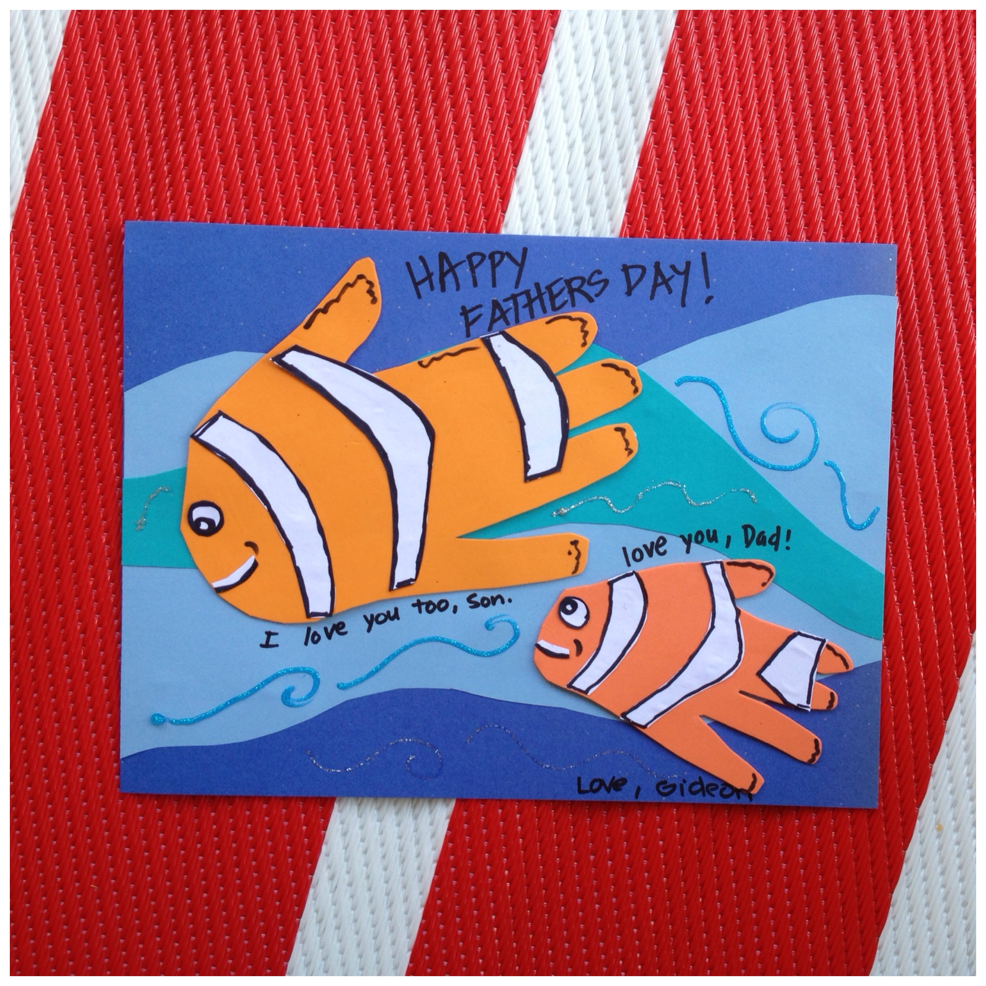 https://www.kixcereal.com/wp-content/uploads/2014/05/fathersday-nemo-fish-handprint-card.jpg